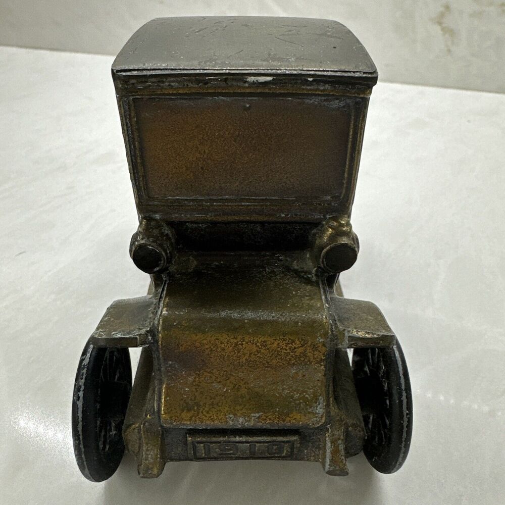 Vintage Banthrico 1910 Baker Electric Die Cast Car Coin Bank - Picture 2 of 7